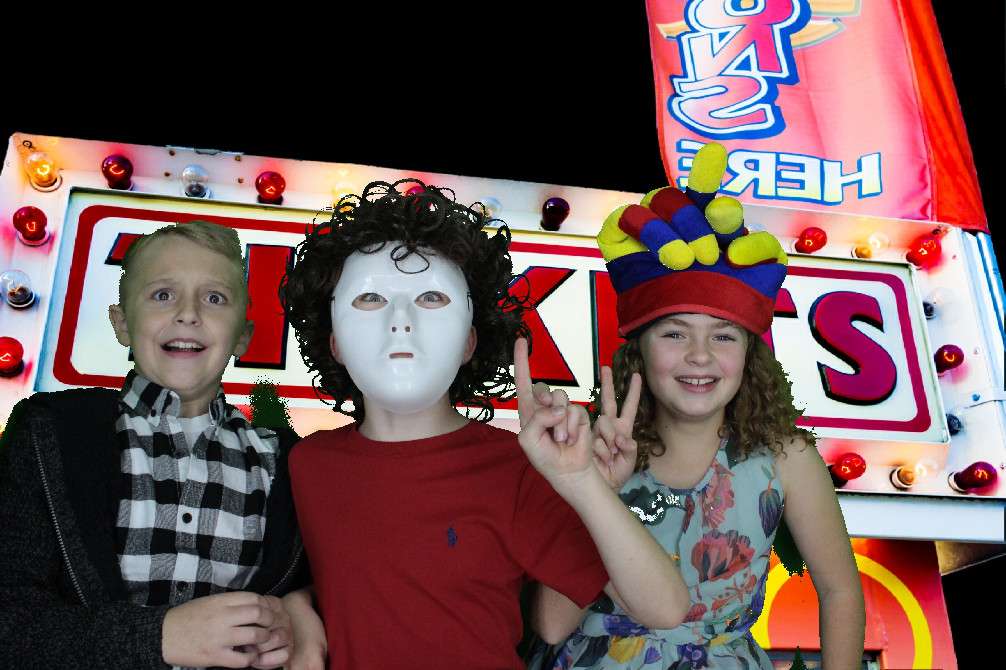 Simon's 50th Birthday | View more photos from the event at gallery.myphotoboothexperience.co.uk/u/MyPhotoBoothExperienceLtd/Simons-50th-Birthday